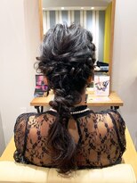 ムーン(moon) #ボブ#カーキグレージュ#大人かわいい#フェザーバング