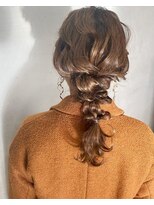 フィオーレ ヘアデザイン(FIORE hair design)&nbsp;編みおろし　結婚式　お呼ばれ
