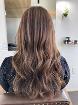 エルパライソ リフォ(Elparaiso Reff)&nbsp;巻き髪ロングスタイル