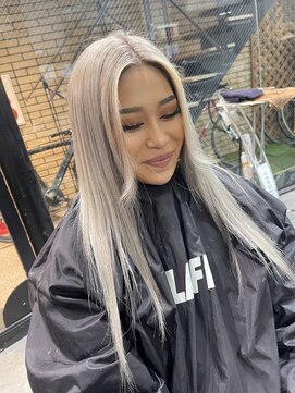 ラフ(LAFF) #バレイヤージュ#グレージュカラー#ボブウルフ#ココアベージュ