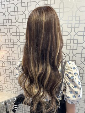 レヴェリー(REVERIE) プルエクステでハイライトスタイル