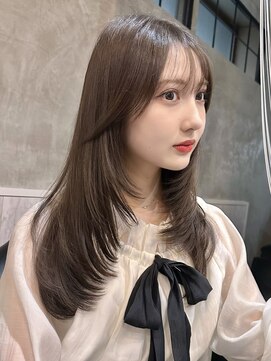 ユニコ(unico) 韓国風/レイヤー/小顔/前髪カット/髪質改善/グレージュ/透明感