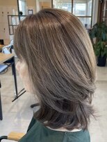 グランデュール 東静岡池田店(GRANDEUR)&nbsp;ミルクティーベージュダブルカラー白髪染めグレージュ40代ボブ