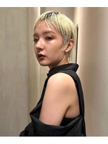 ザ ストラマ(THE STRAMA)&nbsp;suzuki/ショート/メンズライクショートヘア/ブロンドブリーチ