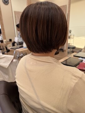 ステラ 南花畑店 お手入れしやすいショートホブ