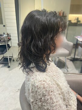 ルル カリス(lulu CHARIS) ミディアムパーマ