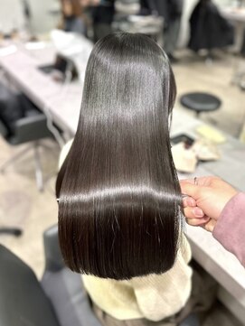 キュア 表参道(CURE) エステトリートメント［髪質改善/縮毛矯正/表参道駅］