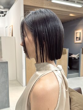 ミィ 表参道(mee.) 似合わせカット ボブヘア 縮毛矯正 ミニボブ 切りっぱなしボブ