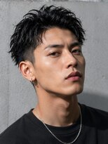 ディスイズバーバー(THIS IS BARBER)&nbsp;フェードカット ツーブロック メンズパーマ アップバング 30代