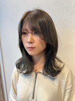 hyon myon/RISEbyREVO 綾瀬店【ヒョンミョン】&nbsp;ハッシュカット/デザインカラー/グレージュ[綾瀬駅/韓国ヘア]