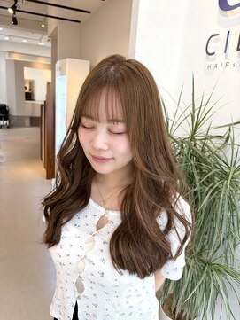シエル 大名店(CIEL) ベージュでつくる中明度カラー