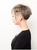 ショートボブをより活発に魅せる、春仕様ハイトーンスタイル!