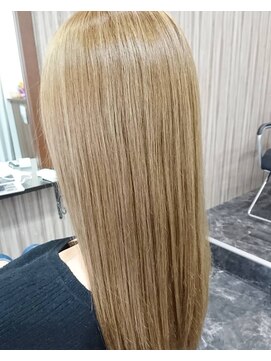 ヘアデザイン ルピナス(HAIR DESIGN Lupinus) 外国人風カラー