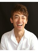 メンズ ナチュラル ツーブロック 明るめアッシュ