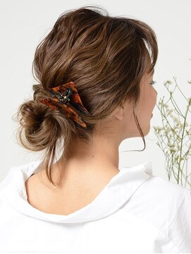 アース 高円寺店(HAIR & MAKE EARTH) <3分アレンジ>ゆるお団子ヘア 【EARTH高円寺】