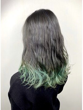 ソース ヘア アトリエ 京橋(Source hair atelier) 【SOURCE】裾カラーライトグリーン