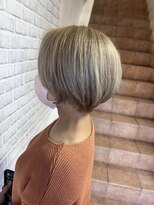 ハピネス クローバー 学園前店(Happiness CLOVER)&nbsp;丸みショート/前髪/顔周りカット/透明感/20代30代40代50代