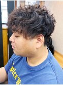 20代30代メンズツイストパーマ刈り上げオシャレ感ショート