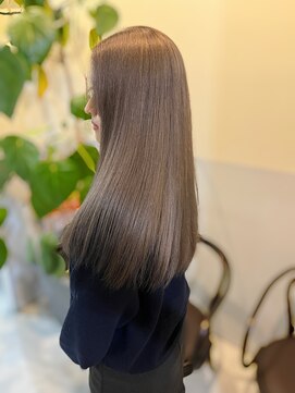 サボ(sabo) ミルクティー/顔まわり/レイヤー/韓国ヘア/透明感カラー