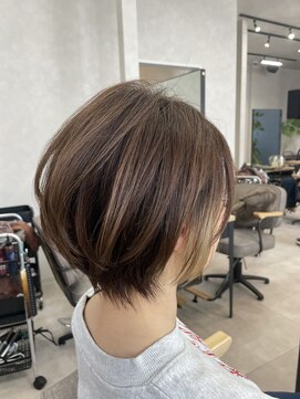 エモ(emo) ショート