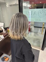 アイズ 本厚木(AIZU)&nbsp;シャドウルーツ ホワイトベージュ