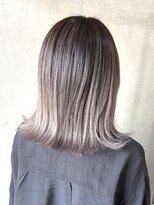 ラック(LUCK)&nbsp;バレイヤージュ/船橋/くすみベージュ/細めハイライト