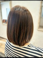 リノア(Lino'a)&nbsp;サスティノカラー×内巻きボブ