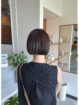 イロプラスソイ(iro + soi) ぷつっとボブ×マロンベージュ！！　iro+soi オオミダ！