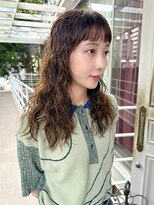 トレンチ(TRENCH) 【 TSUJI 】レイヤー パーマ クセ毛風パーマ ロングヘア