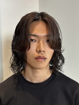 ボンドストーリールミエール(Bond Story lumiere) ツイストスパイラルラルフカールサーフカールロン毛