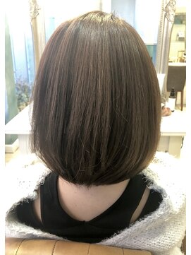 ロンド 銀座(Lond) 【Lond高橋ヒロシ】オーダー率の高い上質ボブ