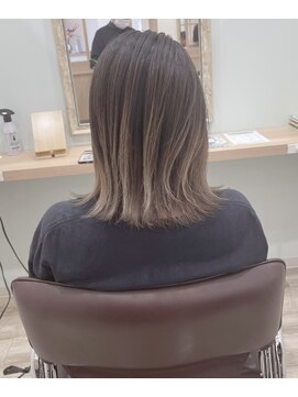 イロヘアミーサ 矢作店(ilo.hair mysa) 3Dハイライト