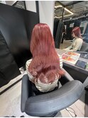 外巻きくびれミディアムレッドピンクブラウンブリーチなしカラー