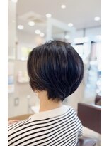 クール ヘアー ギャラリー 神明町店(COOL Hair gallery) 美シルエットショート　大人40代