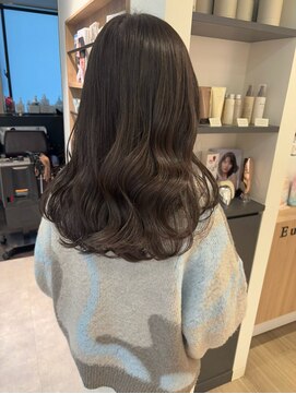 ユーフォリア 青山(Euphoria) 【担当きょうこ】透明感赤み消しオリーブベージュ/艶カラー