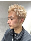 ザクザクスパイキーショートグレージュカラー
