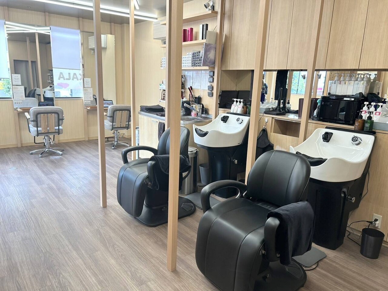 美容室木製店舗カウンター 淡いクリーム色【本日限定最終値下げ】 美容室L字カウンター（W1800クリーム） ネイルサロンレジカウンター