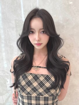 マウル 栄(MAEUL) 韓国前髪　くびれヘア　イメチェン 美髪夏のヘアアレンジ