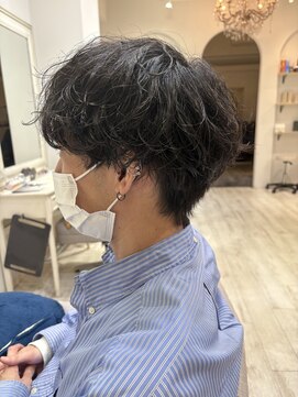 ナンバー ユアイロ 川崎(N° uairo) シャドウパーマ