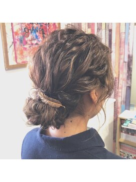 ヒマワリ(HIMAWARI) 結婚式 お呼ばれヘア ヘアアレンジ シニヨン