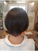 前下がりボブ(スタイリスト西田)