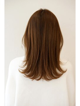 ヘアメイク イズム(HAIR MAKE ism) 【ism 千葉】くびれセミディB