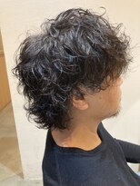 ソウスシア(SOURCE cia)&nbsp;メンズウルフ×無造作スパイラルパーマ【佐藤和弥】