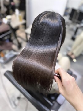 シンカ(shinka) うる艶ストレート＋チョコレートカラー