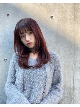 サンプラス(san+) 【マユコ】似合わせカットミディアムストレートツヤ髪スタイル