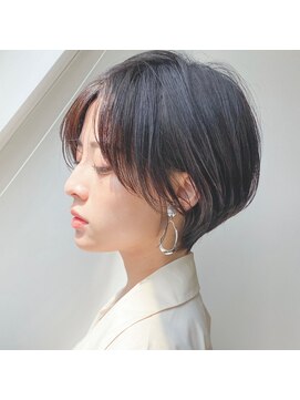 アンメリーアン(Ann merry ann) 20代30代大人ショートボブｘ小顔ウルフカット丸みショート