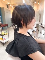 シシ 大宮(She 2.) ショート/ショートボブ/ショートカット/丸みショート/大宮