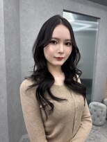 ボタン ハカタ(VOTAN hakata) 市野瀬裕奈/博多韓国ヘア/センター分け/レイヤーカット/暗め