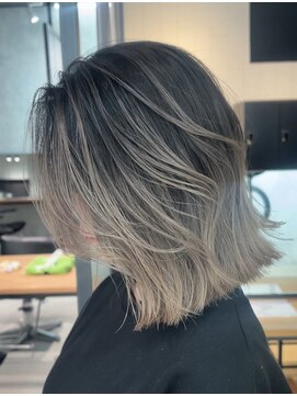 サロウィン 下北沢(SALOWIN) コントラスト強めなシャドールーツ