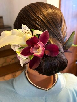 ロカ バイ ティアトロ ヘア サロン(ROCA by teatro hair salon) ヘアアレンジ シニヨン 結婚式 30代 40代 和装ヘア お団子